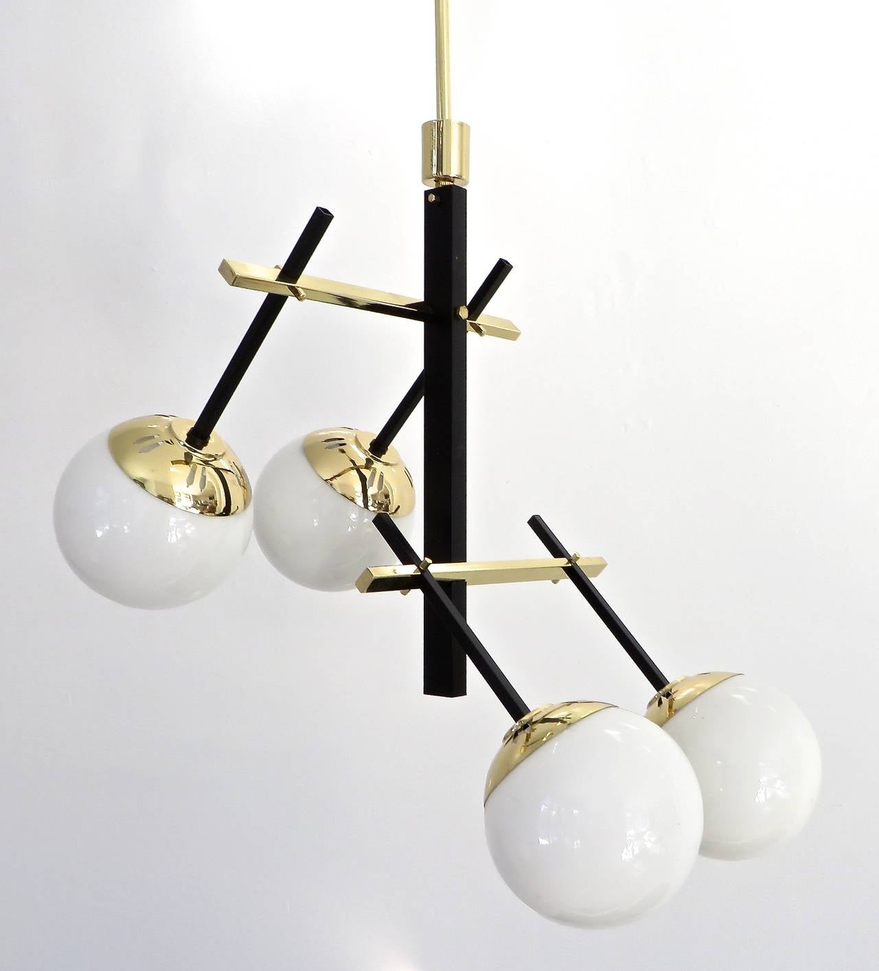 Italian Black Lacquered Brass and Glass Globe Chandelier by Stilnovo In Excellent Condition In Chicago, IL