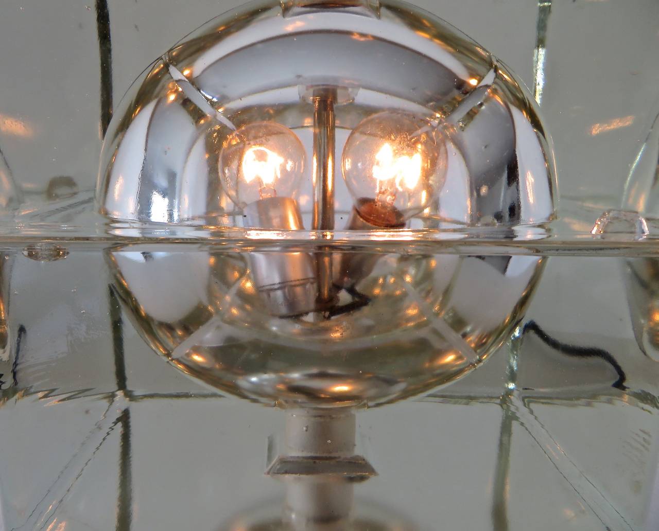 Mid-20th Century Cubosfera, Italian Table Lamp by Alessandro Mendini by Fidenza Vetraria, Italy