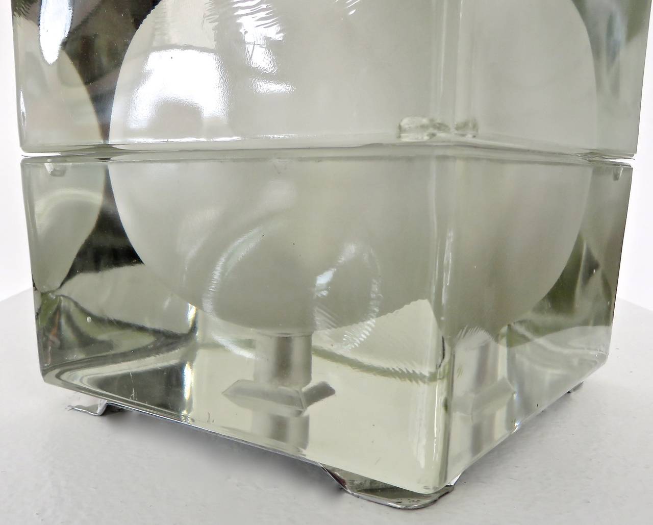 Cubosfera Italian Glass Table Lamp by Alessandro Mendini by Fidenza Vetraria 1