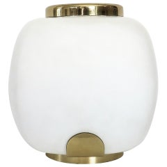 Lampe de bureau italienne Picque Fleur en verre opaque et laiton par Arteluce