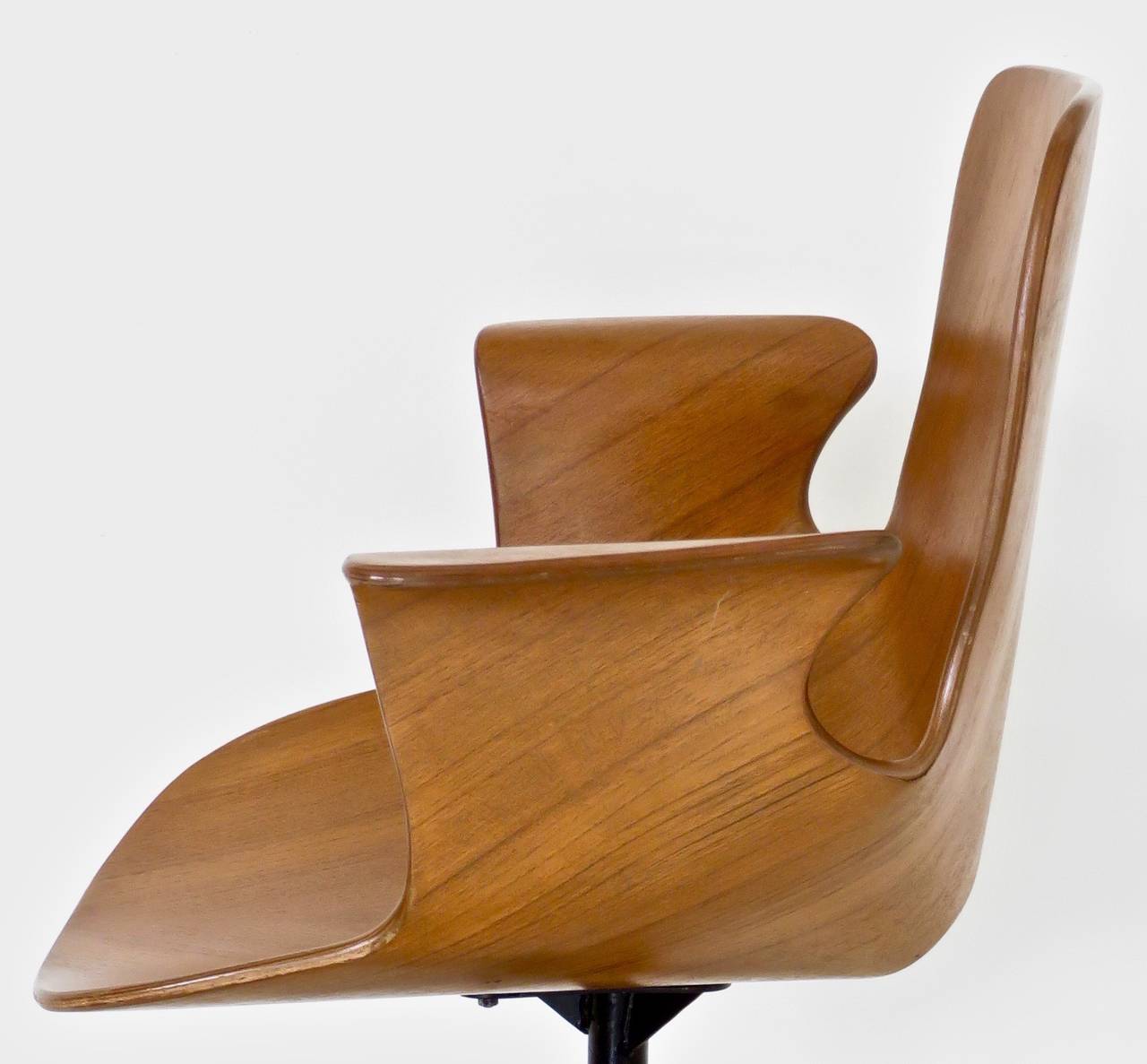 Italian Medea Desk Chair by Vittorio Nobili for Tagliabue 2