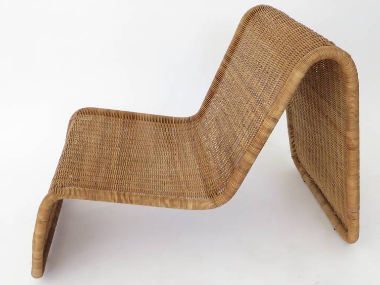 Pair of Tito Agnoli Wicker or Cane Sculptural Lounge Chairs In Excellent Condition In Chicago, IL