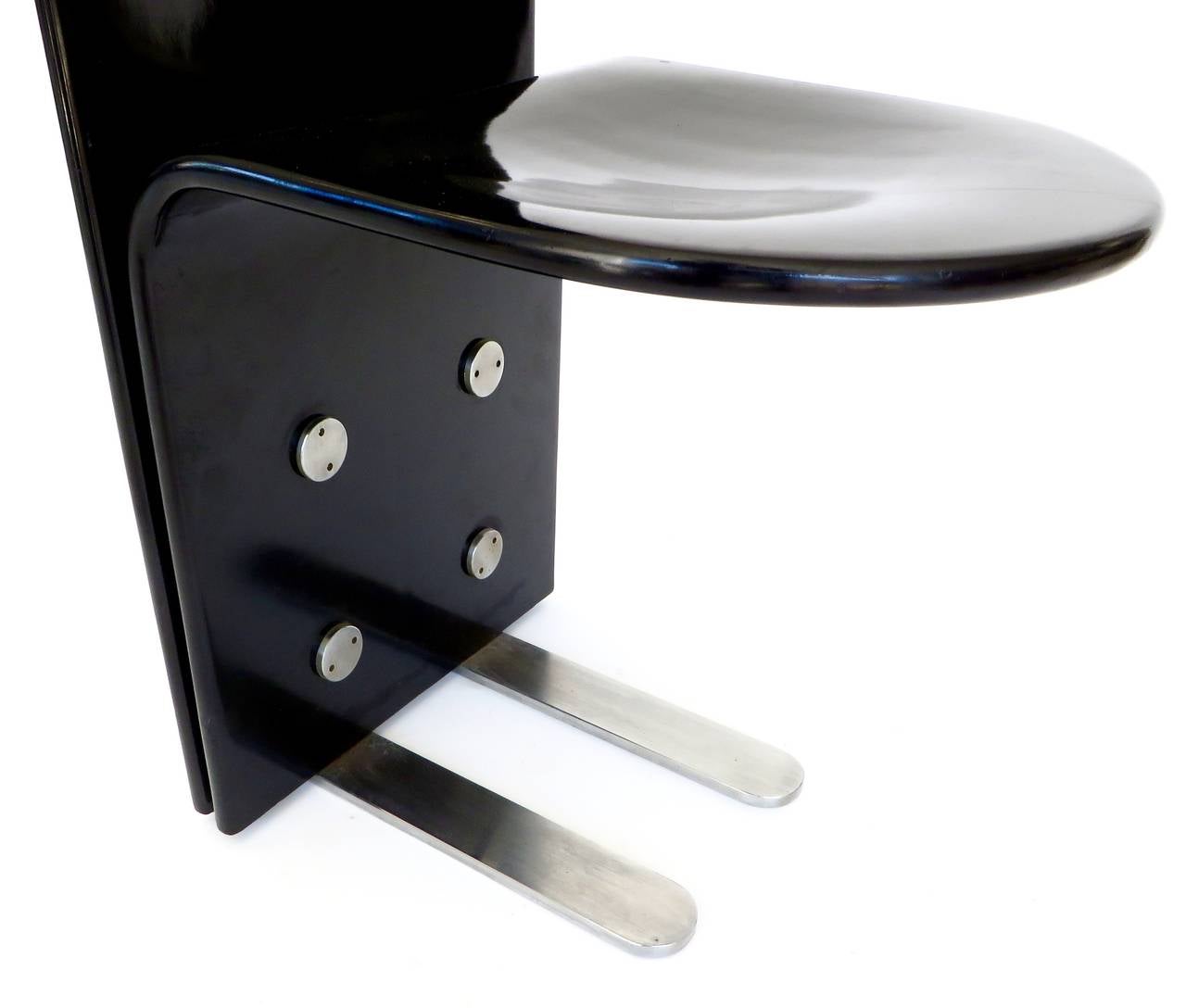Stainless Steel Sculptural Pellican Chair by Italian Designer Luigi Saccardo, Arrmet Edition