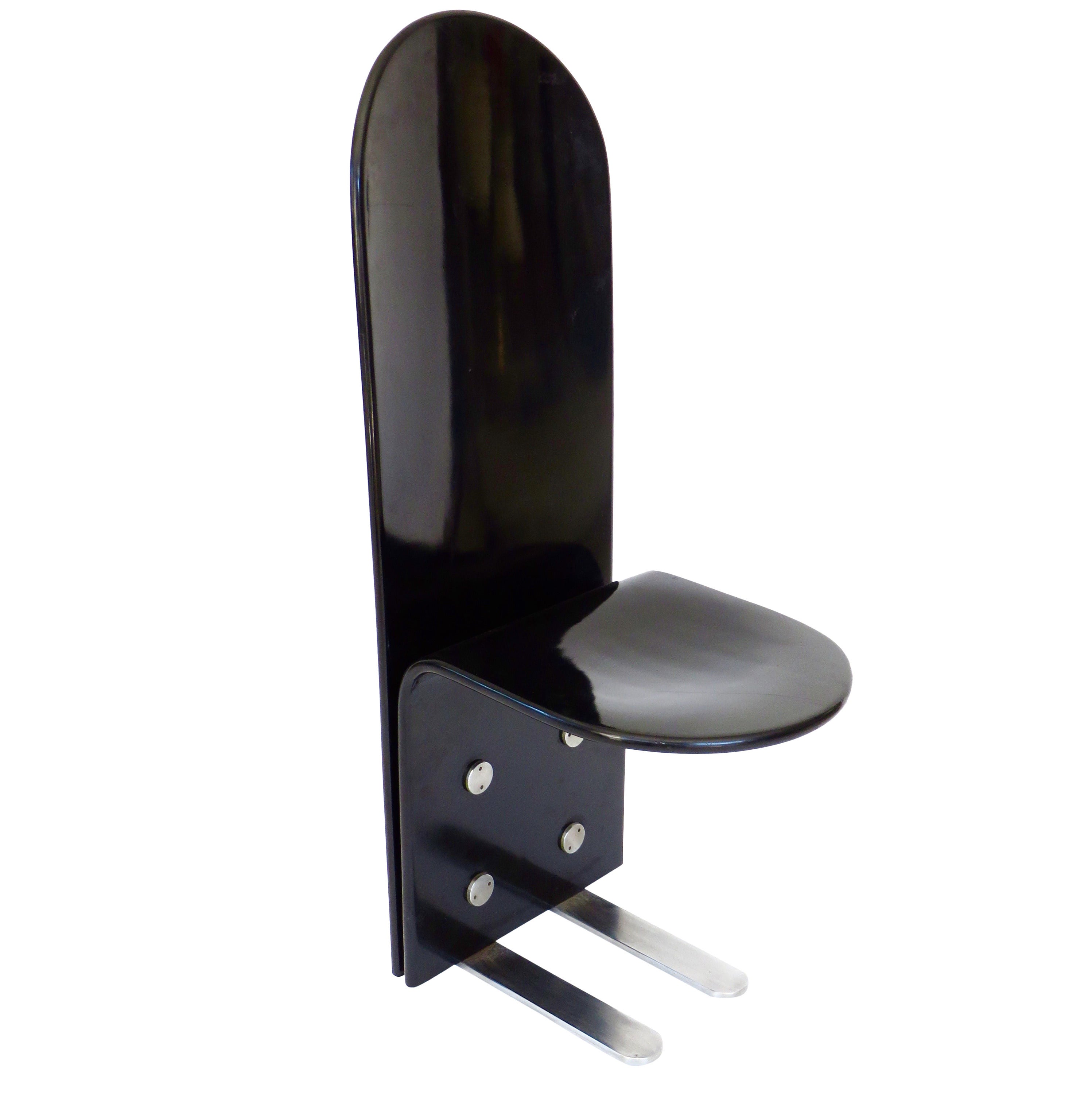 Sculptural Pellican Chair by Italian Designer Luigi Saccardo, Arrmet Edition