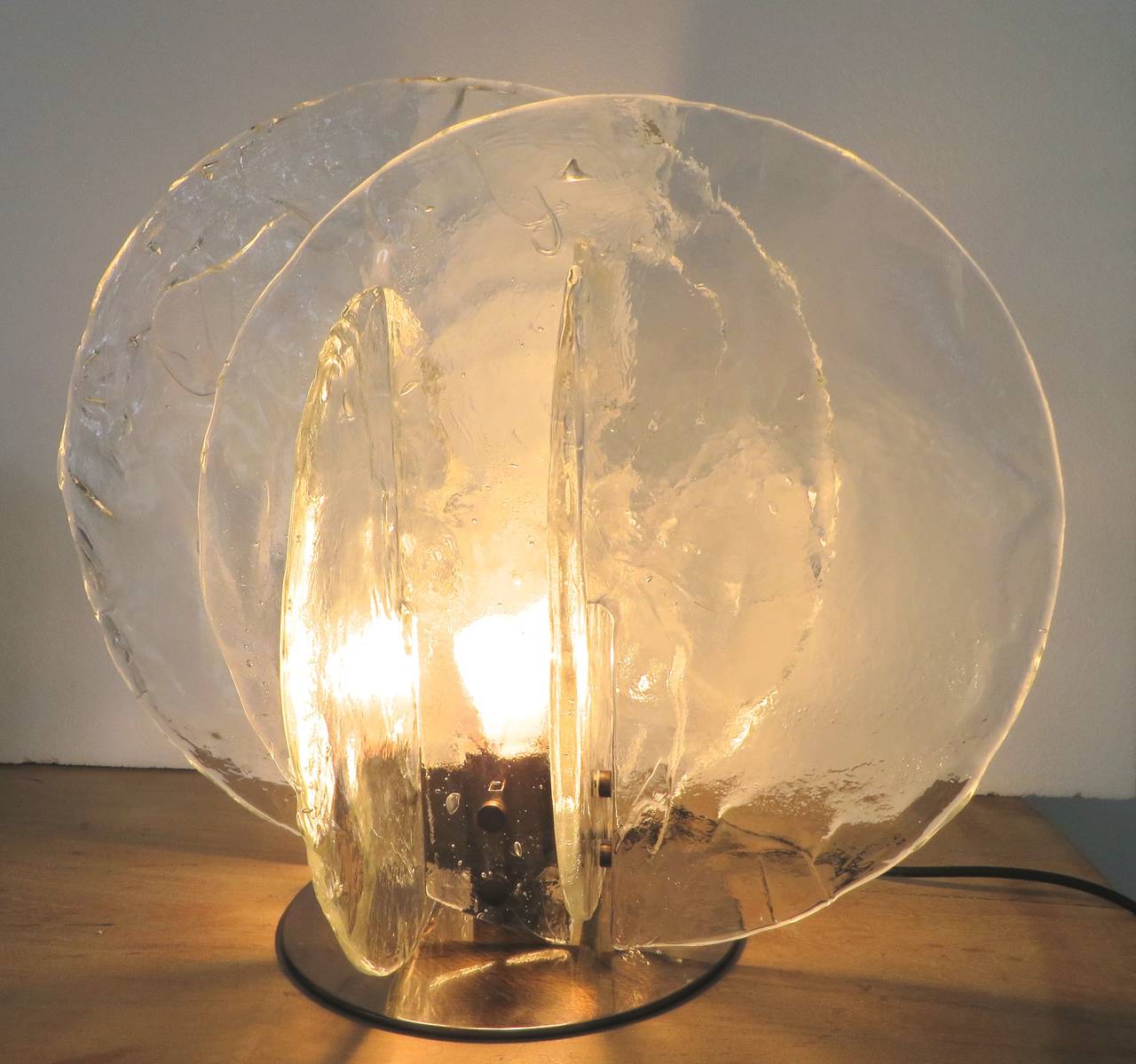 Mid-Century Modern Italian Glass Disc Table Lamp Designed by Carlo Nason for Mazzega