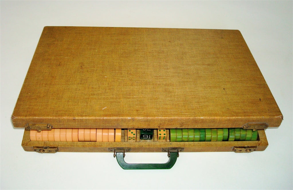 Mid-20th Century Bakelite Backgammon Set