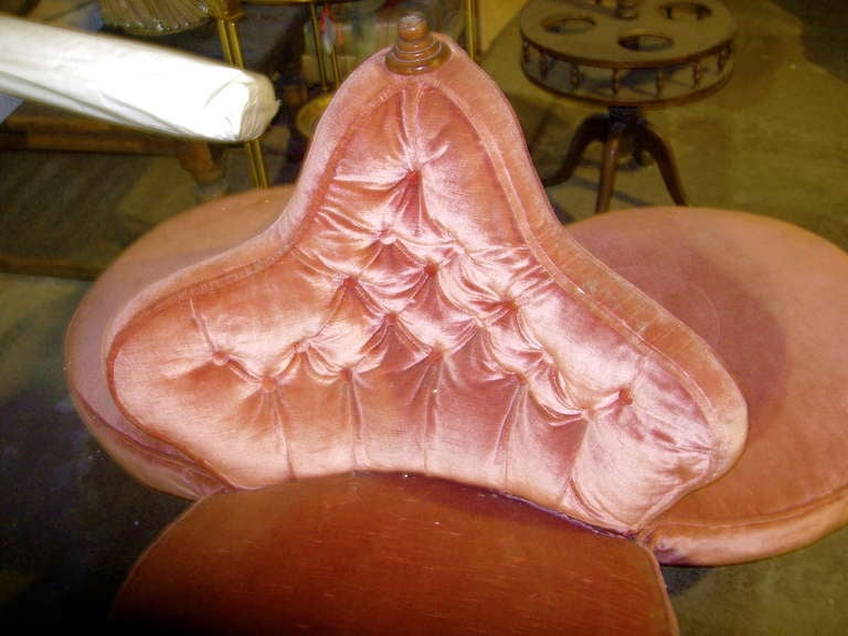 Charming Three-Seat Pouf