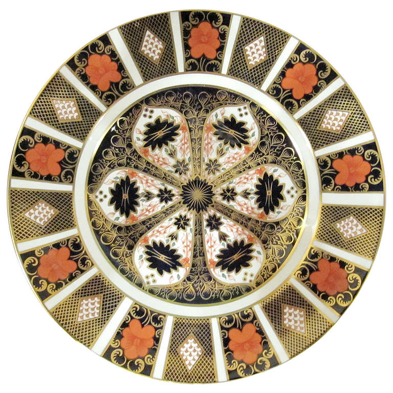 Set of Eight Royal Crown Derby Plates with Serving Platter, Imari Pattern