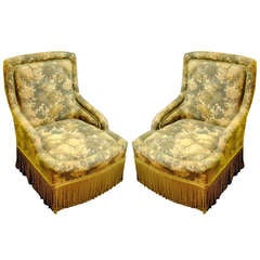 Charming Pair of English Slipper Chairs Covered in Tapestry Style Fabric 11