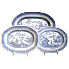 Collection Of Three Chinese Export Canton Platters 2
