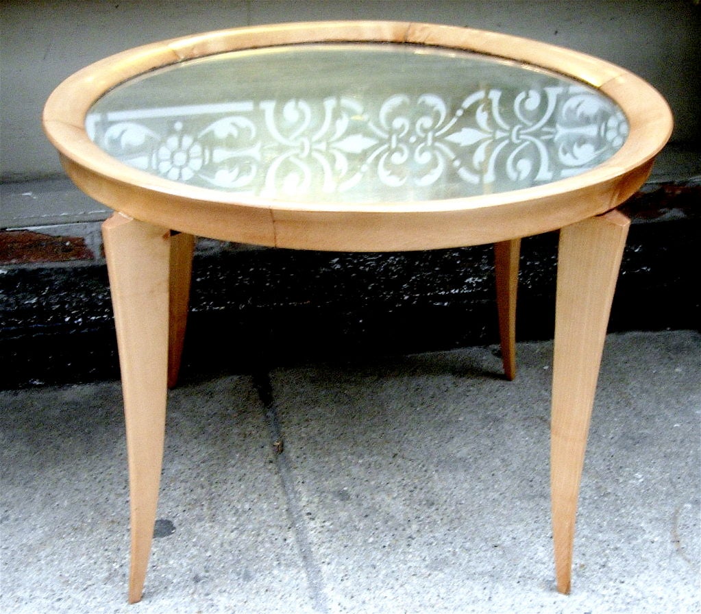 VERY CHIC MAPLE AND MIRROR SIDE TABLE WITH RUHLMAN INFLUENCE.