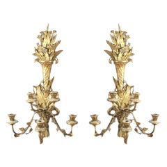 Pair of Italian Giltwood Carved Three-Arm Sconces 8