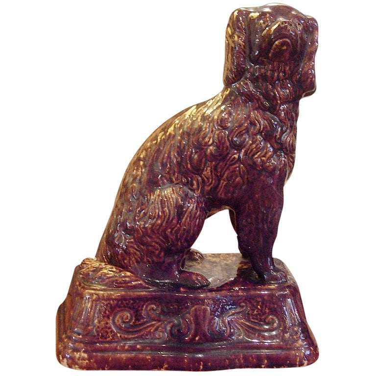 Scultura di spaniel Bennington del XIX secolo di grandi dimensioni in vendita