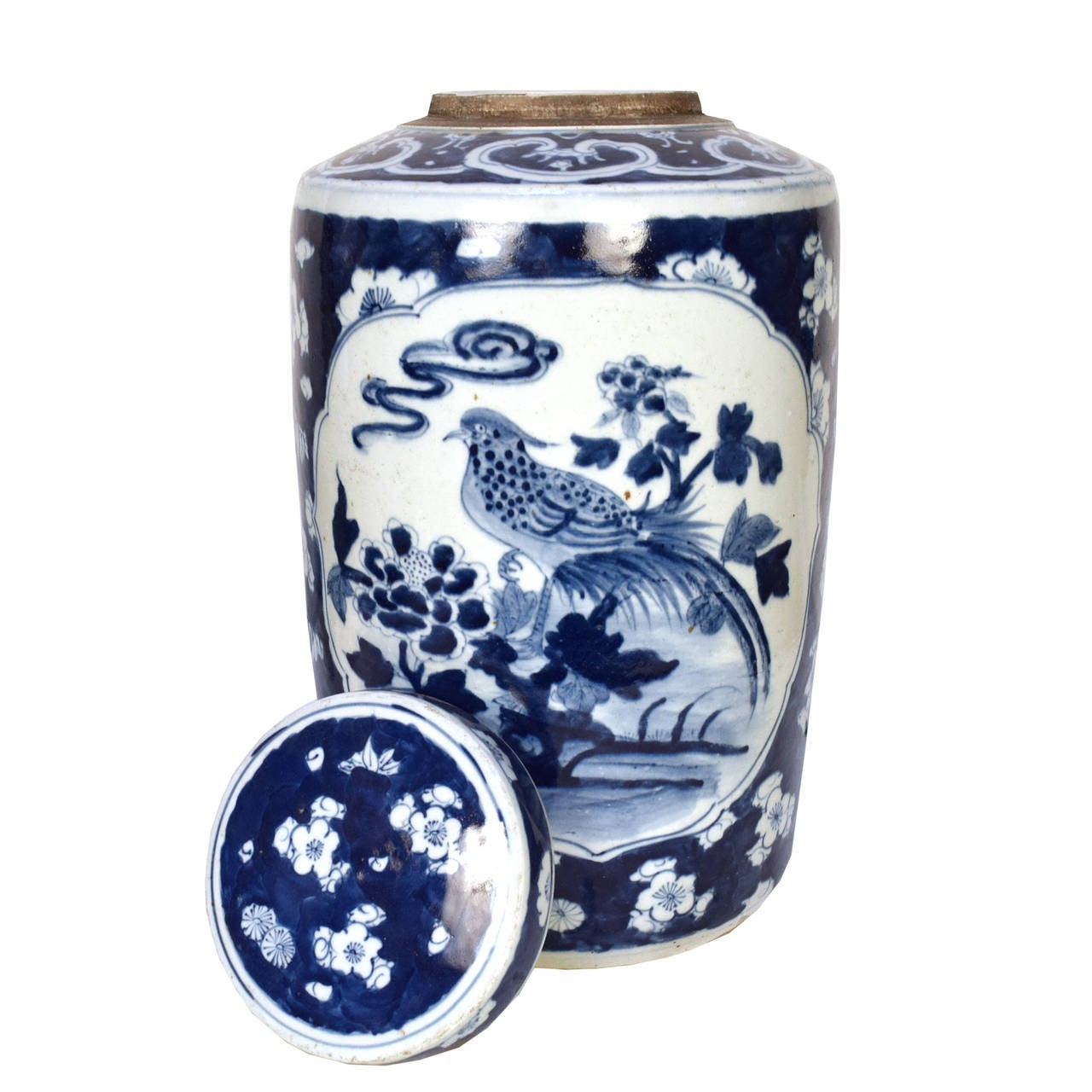 Vintage Chinese Indigo Tea Leaf Jar with Birds and Botanicals In Excellent Condition In Chicago, IL