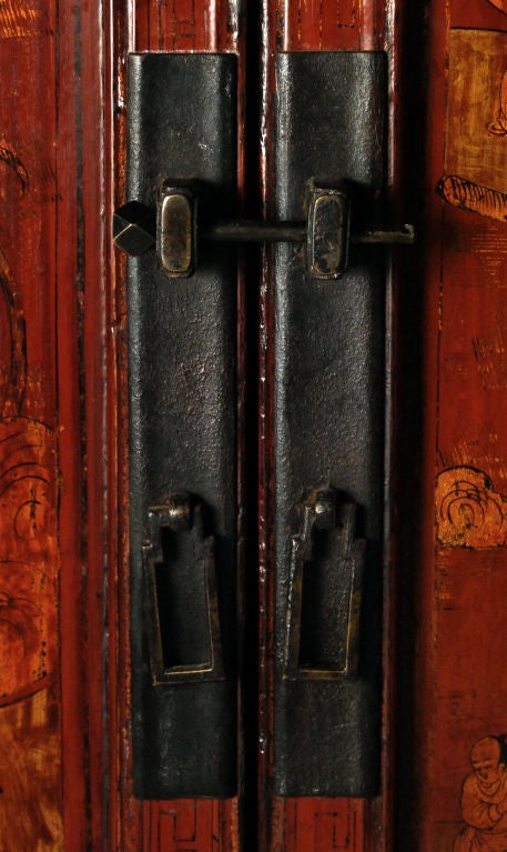 Pair of 19th Century Chinese Chinoiserie Cabinets In Excellent Condition In Chicago, IL