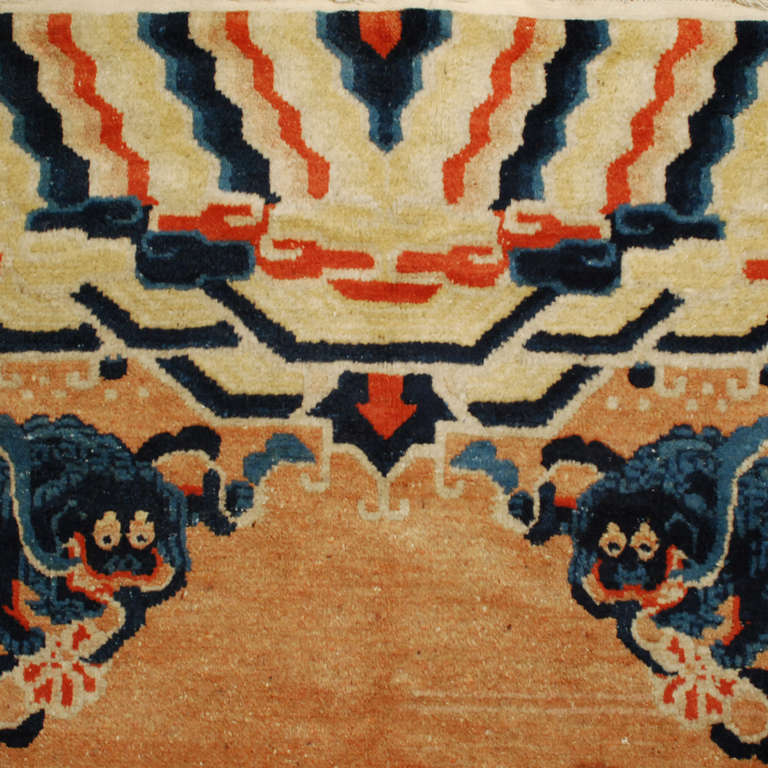 Early 20th CenturyTibetan Rug with Fu Dogs In Excellent Condition In Chicago, IL