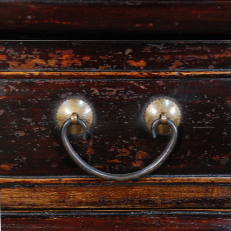 Pair of 19th Century Chinese Eight Drawer Chests In Excellent Condition In Chicago, IL