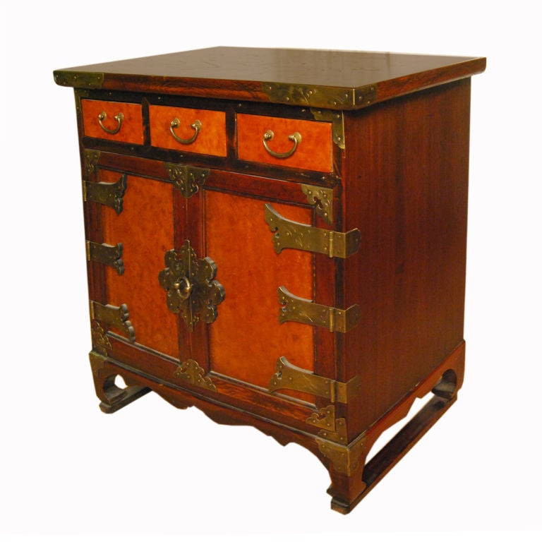 Early 20th Century Korean Chest In Excellent Condition In Chicago, IL