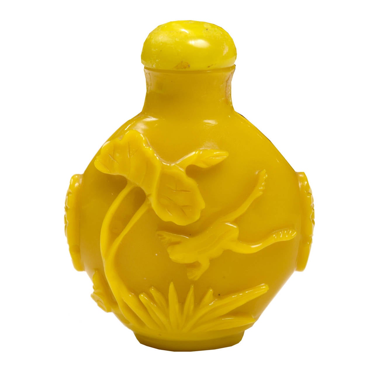 Chicken fat yellow Peking glass snuff bottle with carp and toad carving.

 
