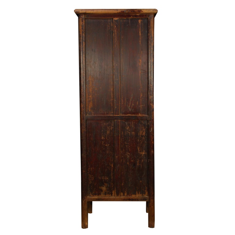 19th Century Chinese Tall and Narrow Cabinet In Excellent Condition In Chicago, IL