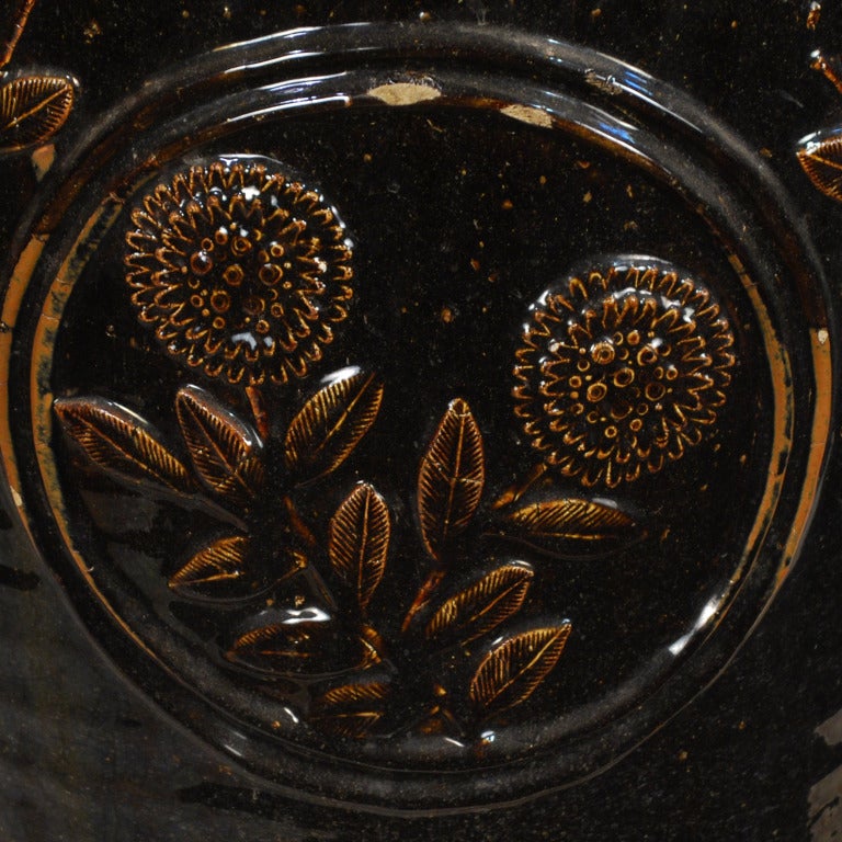 Ceramic 19th Century Chinese Floral Jar