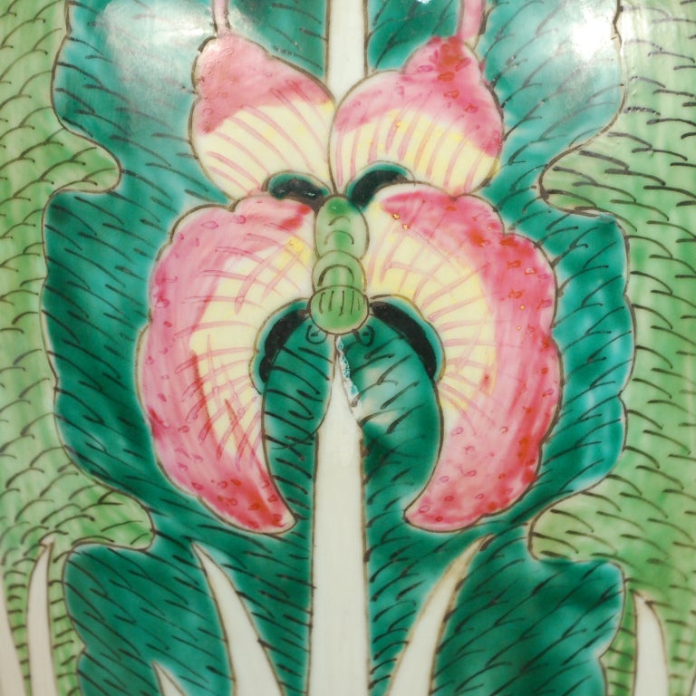 Porcelain Pair of Early 20th Century Chinese Cabbage Vases