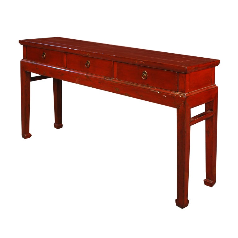 Early 20th Century Chinese Red Lacquered Altar Table In Excellent Condition In Chicago, IL