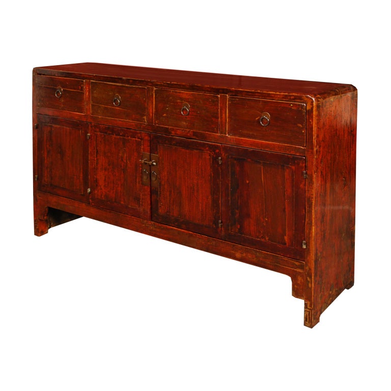 Early 20th Century Chinese Red Lacquered Chest In Excellent Condition In Chicago, IL