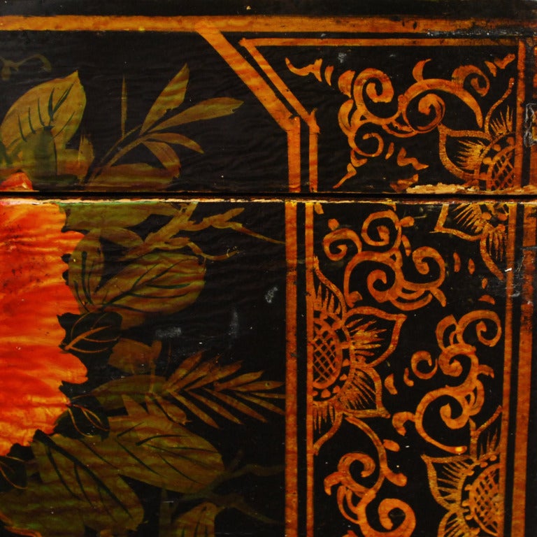 Early 20th Century Chinese Painted Box 1
