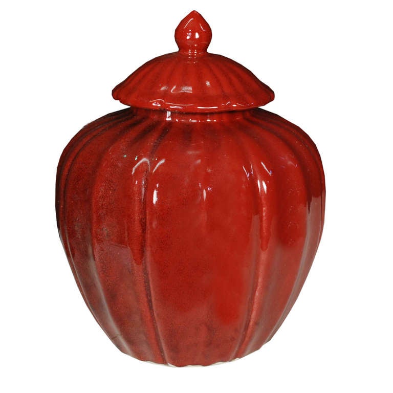 A lovely pair of red ginger jars. These lidded gourd shaped jars are from Southern China.

Pagoda Red Collection # BJC018
