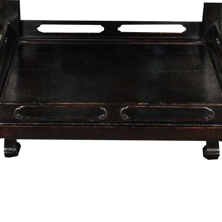 Early 20th Century Chinese Table with Shelf 1