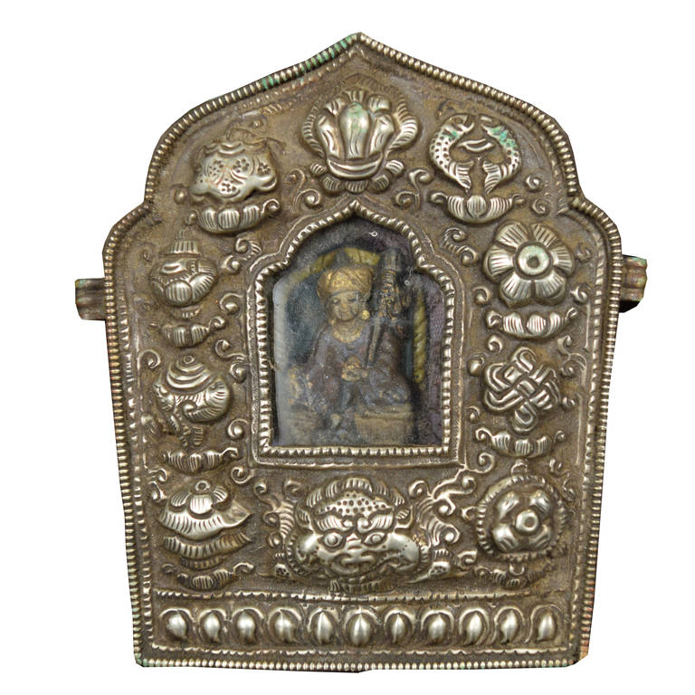 19th Century Tibetan Traveling Shrine, Gau, on Stand In Excellent Condition In Chicago, IL