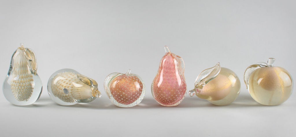 Mid-20th Century Collection of Italian Glass Pears and Apples