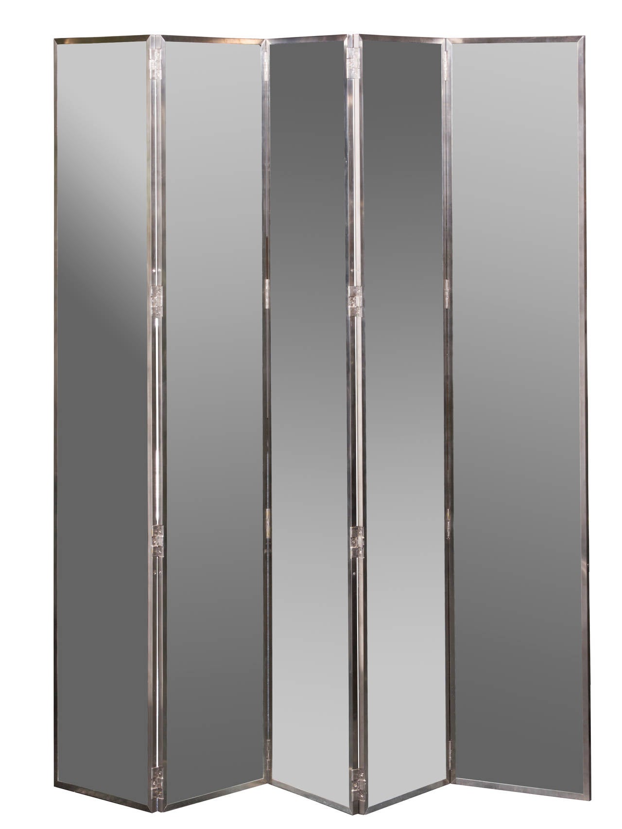 This is a wonderful Machine Age piece. Nickel-plated metal frame the tall glass panels. The tall panels are very sturdy.
