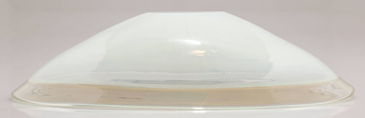 Large Opalescent Glass Centerpiece Bowl In Excellent Condition In Chicago, IL