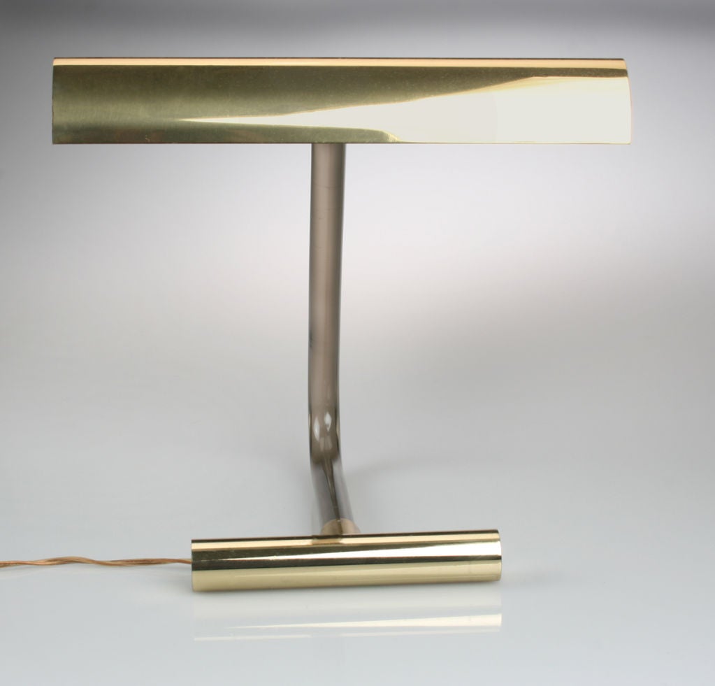 Frederick Cooper Sculptural Glass Desk Lamp For Sale 1