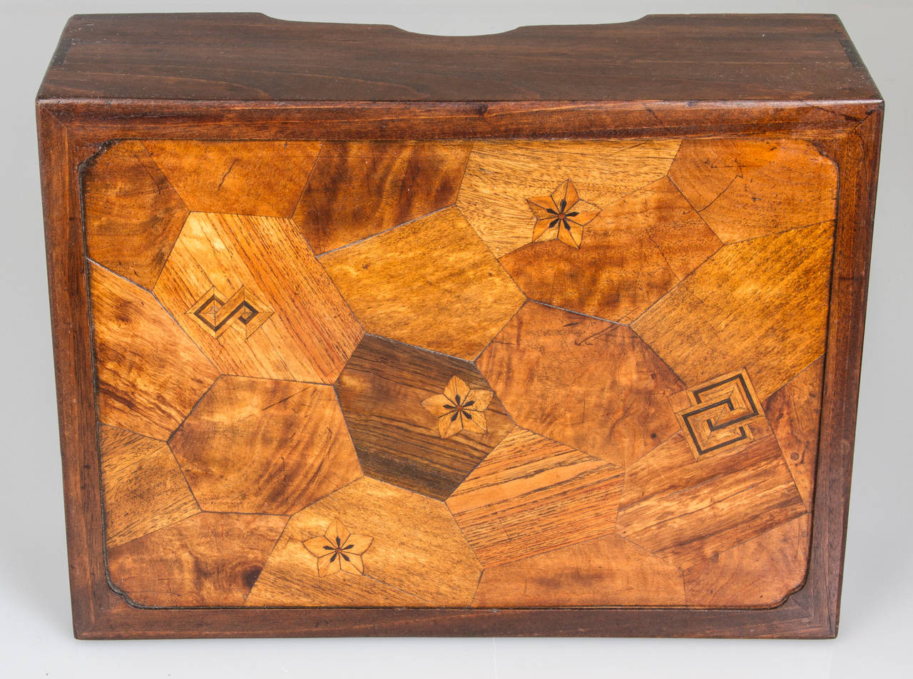Japanese Marquetry 19th Century Writing Box In Excellent Condition For Sale In Chicago, IL