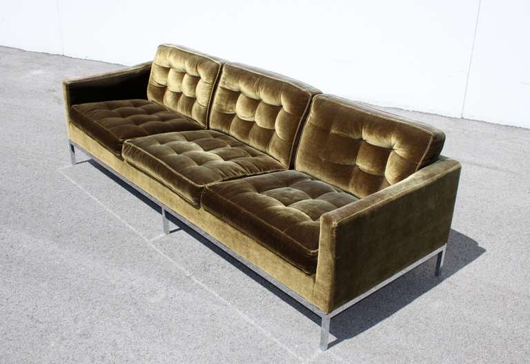 Mid-Century Modern Florence Knoll Sofa 