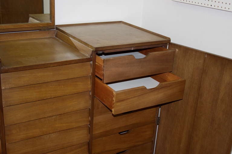 Milieu du XXe siècle Edward Wormley pour Dunbar - Commode pour homme en vente