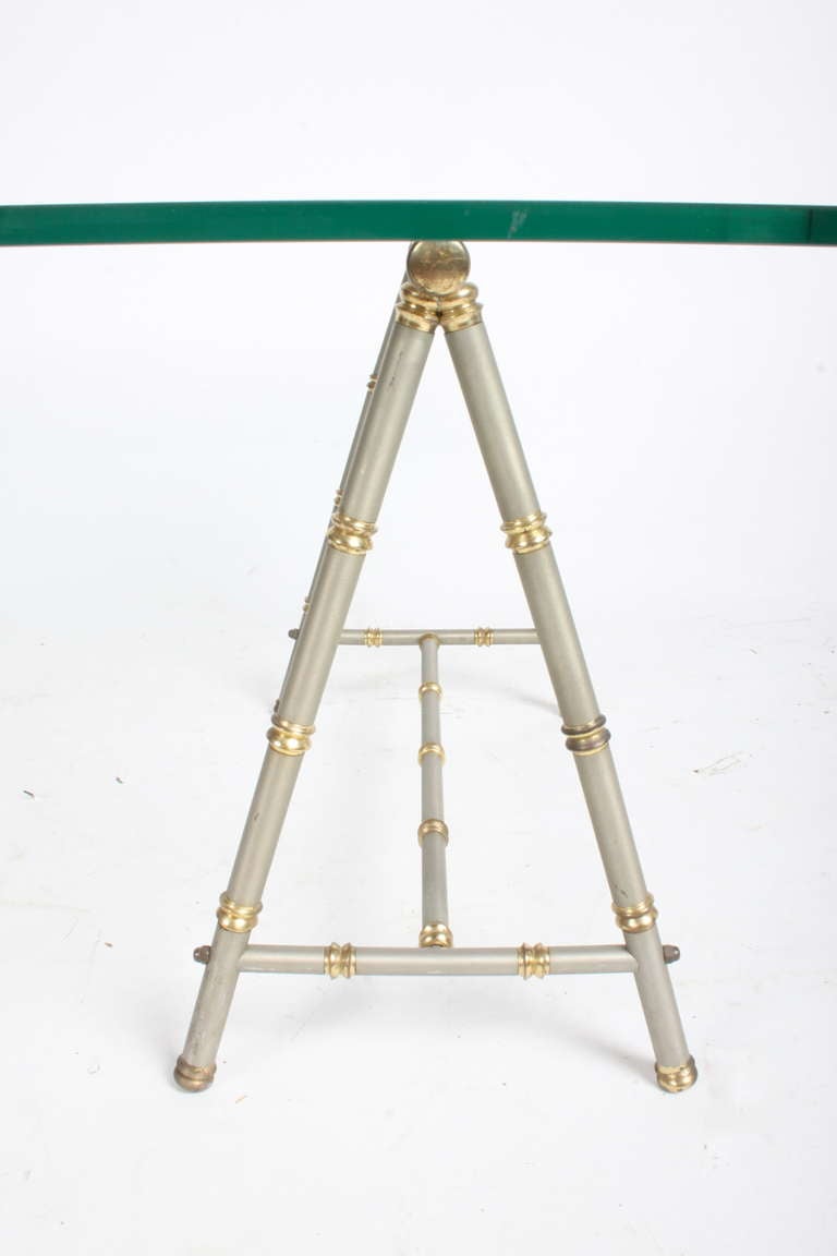 Verre Table basse de style Maison Jansen à base de cheval en laiton et nickel de sciure en vente