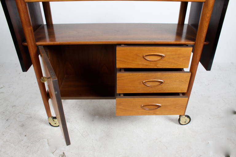 Mid-Century Drop Leaf Bar Cart by Drexel Heritage In Good Condition In St. Louis, MO