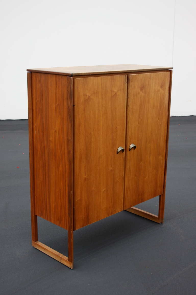 Jens Risom Bar Cabinet In Excellent Condition In St. Louis, MO