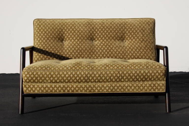 Pair of T.H. Robsjohn-Gibbings Settees for Widdicomb in Dark Expresso, 1950s In Good Condition In St. Louis, MO