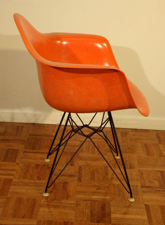 Mid-20th Century Pair of Orange vintage Eames Eiffel Tower chairs