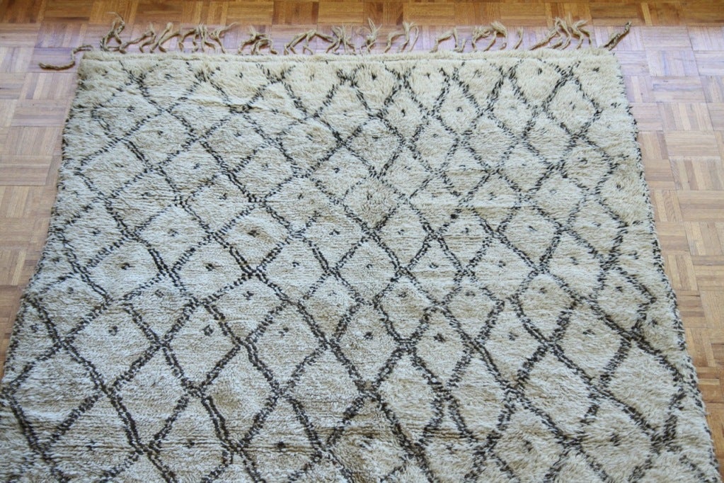 Wool Moroccan Rug in Ivory with Chocolate Brown Design