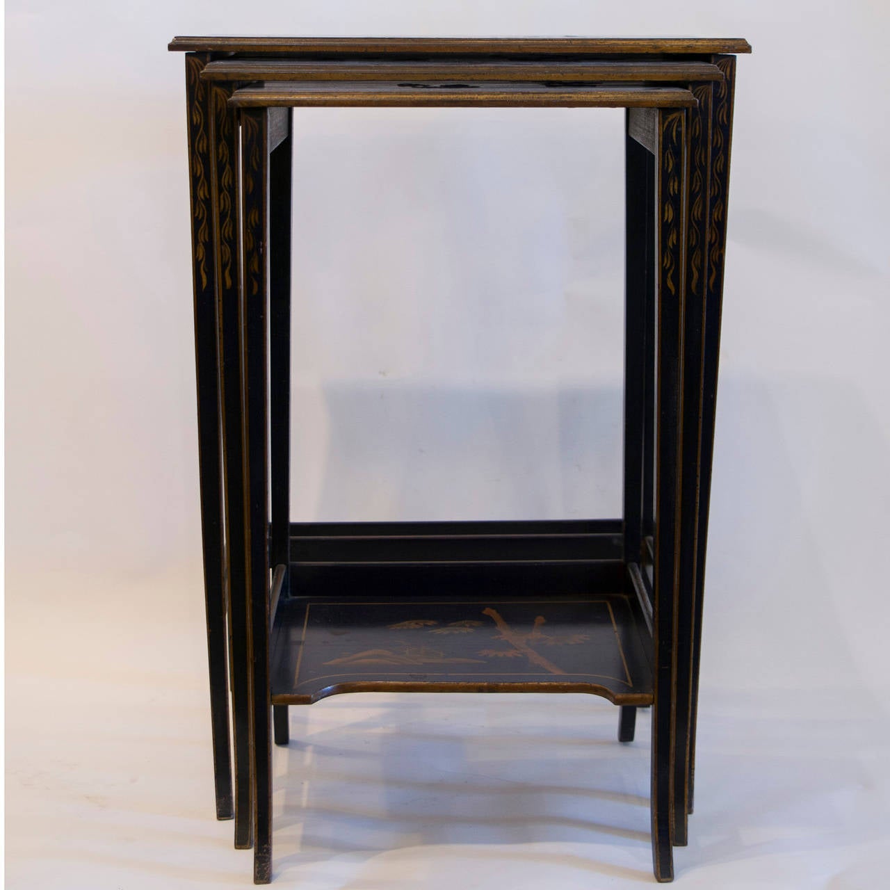 Set of Three Chinoiserie Nesting Tables, circa 1870 In Good Condition For Sale In Hinsdale, IL