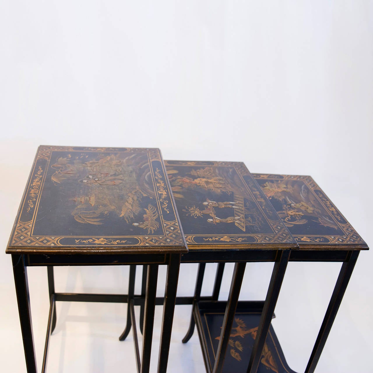 Lacquered Set of Three Chinoiserie Nesting Tables, circa 1870 For Sale