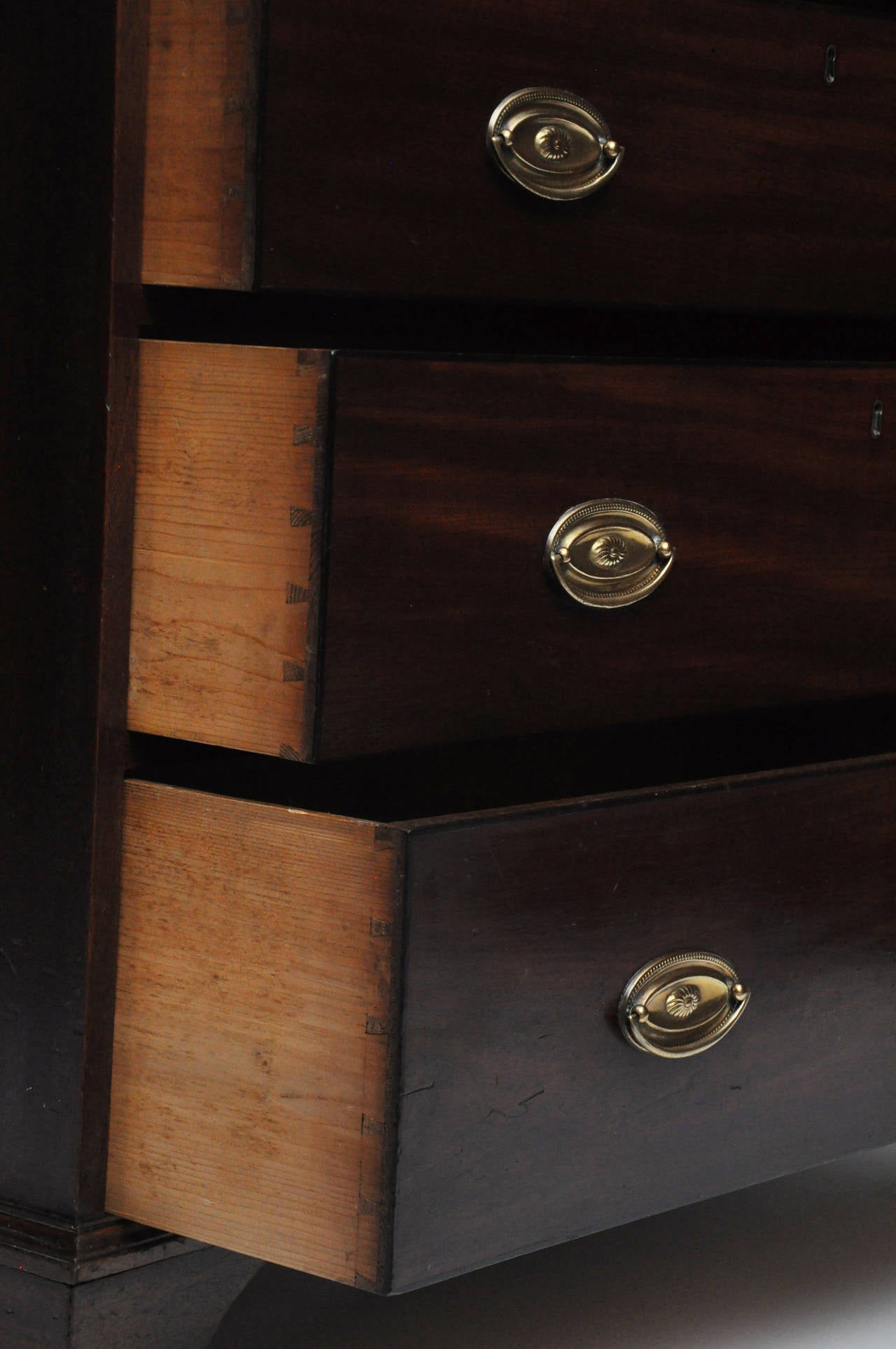 George III Mahogany Chest of Drawers, Early 19th Century For Sale 1