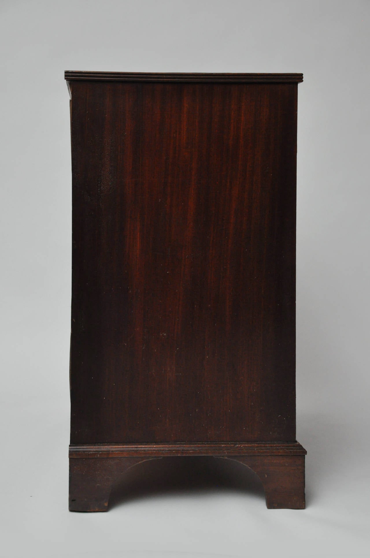 George III Mahogany Chest of Drawers, Early 19th Century For Sale 4