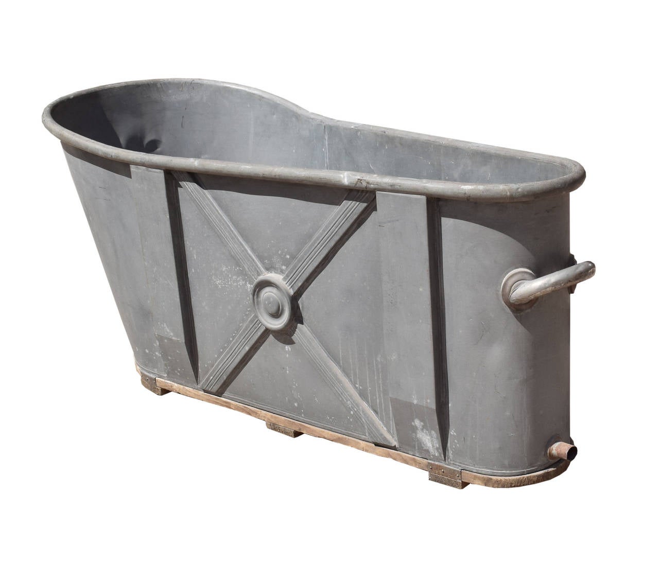 Late 19th century French zinc bathing or soaking tub.